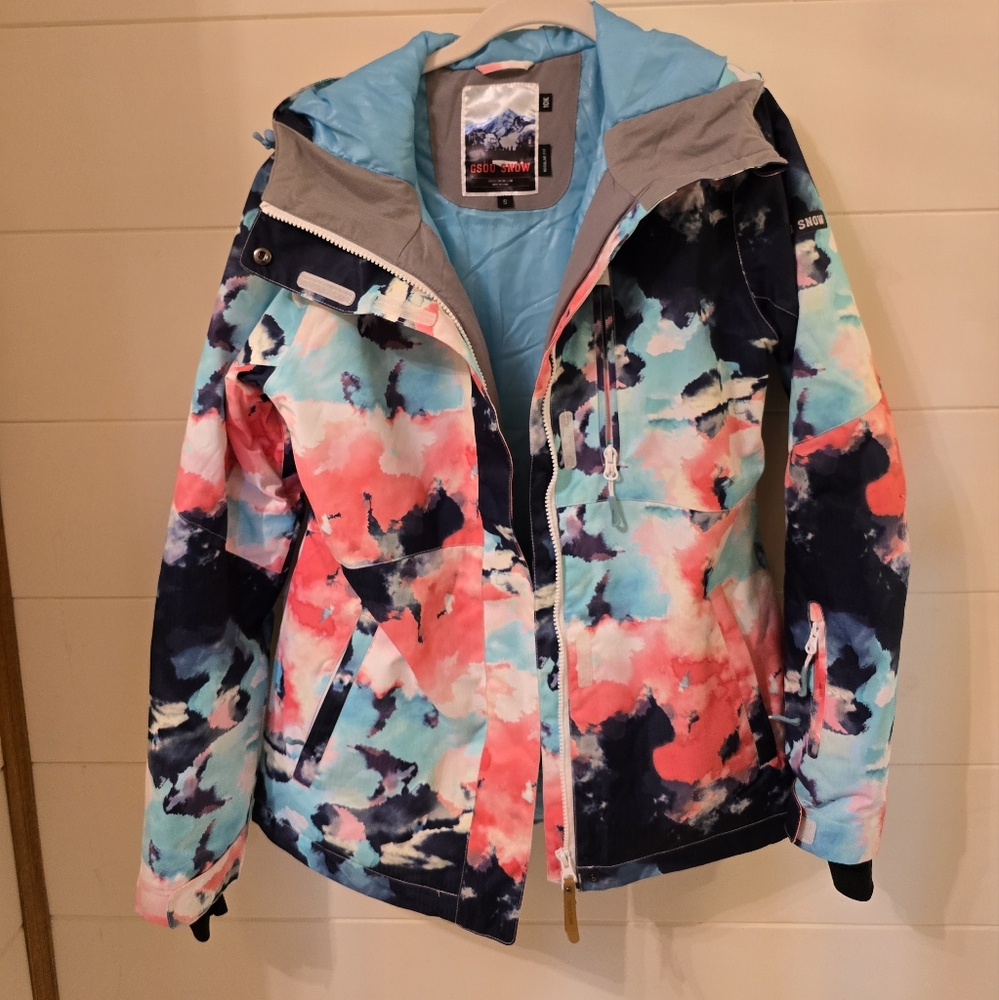 STUNNING Ski & Snowboarding Jacket - Size S